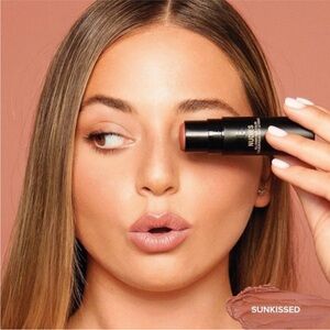 NUDESTIX Nudies Matte All Over Face Bronze Color in Sunkissed NIB